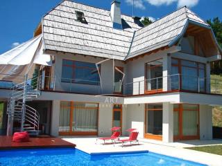 kuće   ZLATIBORSKI OKRUG    kuće   ZLATIBORSKI OKRUG  širi centar