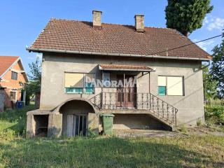 Kosmajska    kuće   Beograd    kuće   Beograd  Makiš    Kosmajska